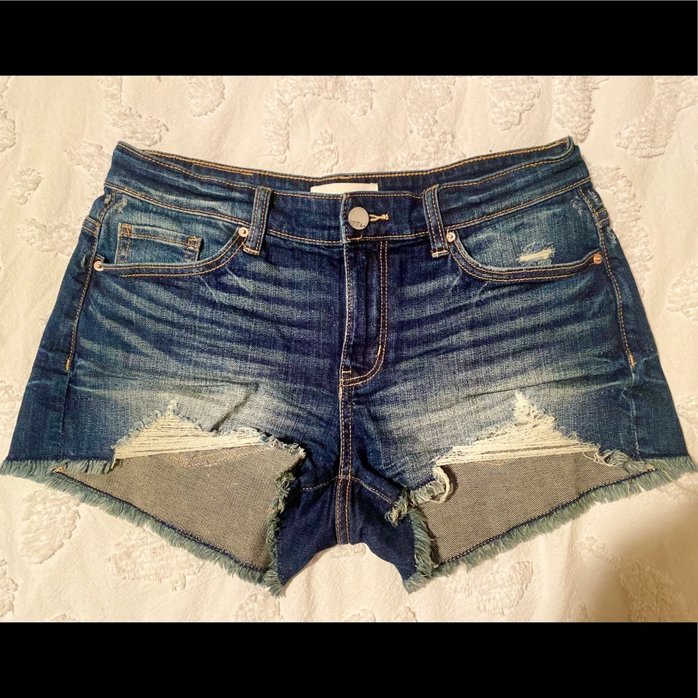 BKE - Stella Destructive Shorts ♡